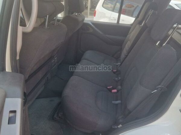 Nissan - Pathfinder 2.5 DCI 174CV SE 7 Plazas - Imagen 2