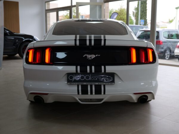 Ford Mustang Eco Boost 2.3i 310 cv - Imagen 2