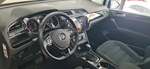 Volkswagen Touran Highline 7 plazas - Imagen 7