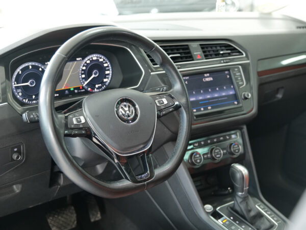 VOLKSWAGEN - TIGUAN SPORT 2.0 TDI 140KW 190CV DSG 4MOTION - Imagen 9