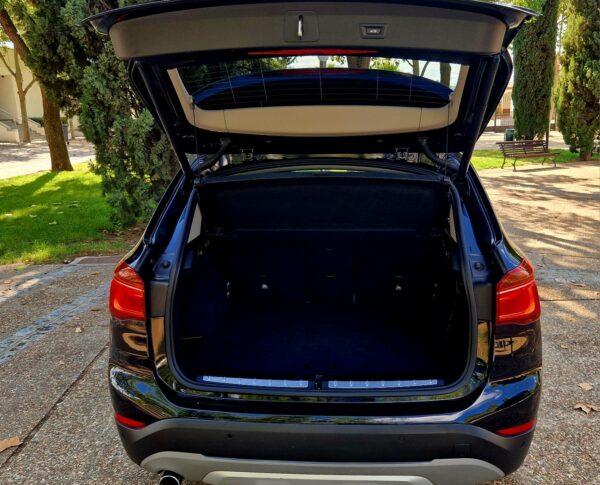 BMW - X1 XDRIVE18D - Imagen 7
