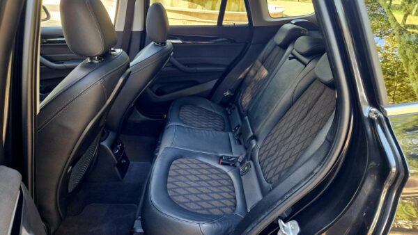 BMW - X1 XDRIVE18D - Imagen 11