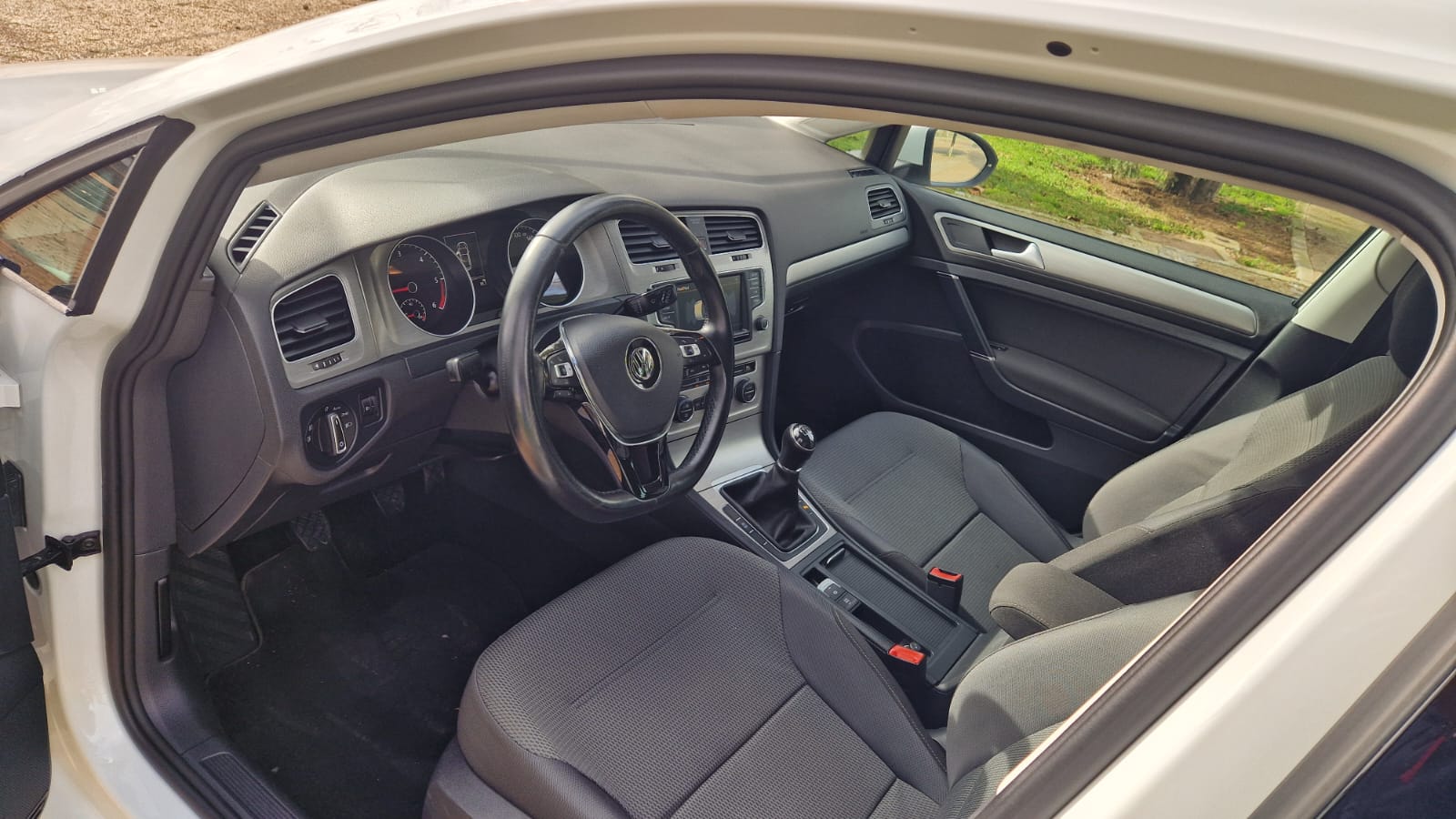 VOLKSWAGEN - GOLF ADVANCE 1.6 TDI 110CV BMT - Imagen 9